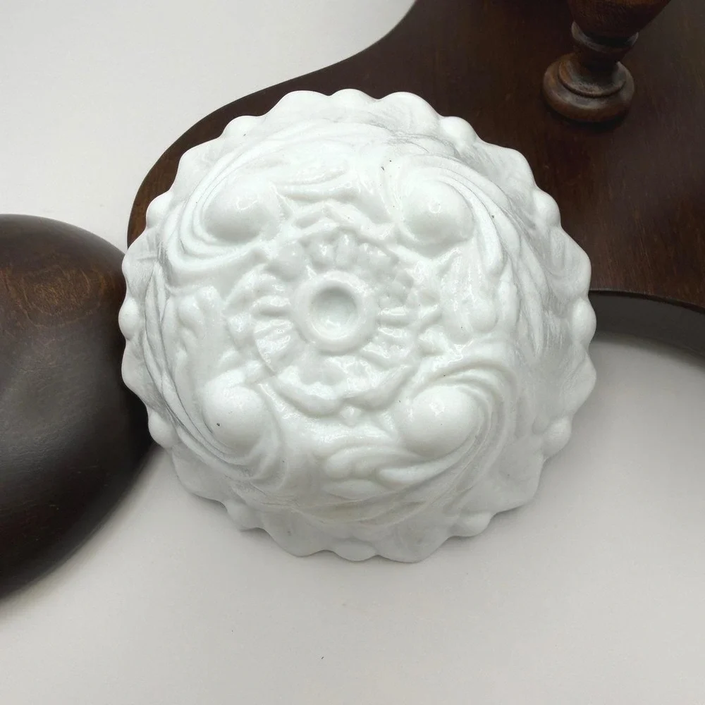 Vintage Cornwall Wood Tripod Nut Relish Dish 3 Milk Glass Bowls Maine USA
